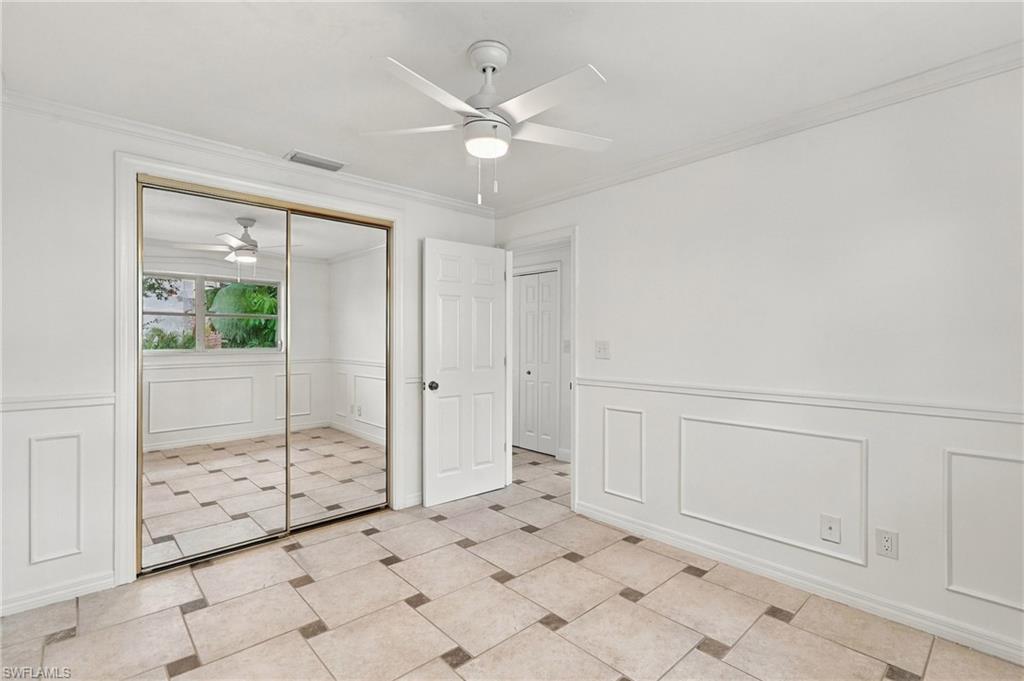 1195 Clam CT 203