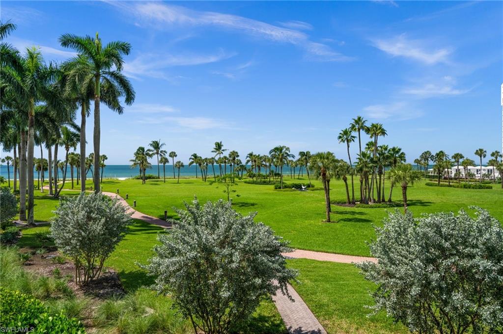 4021 Gulf Shore BLVD N 1204