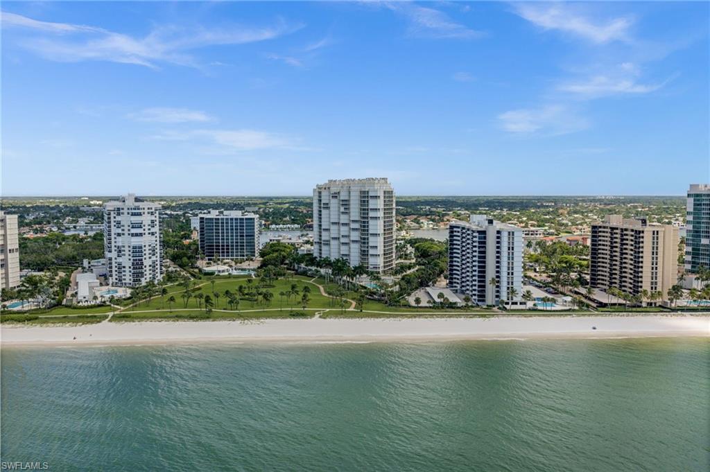4021 Gulf Shore BLVD N 1204