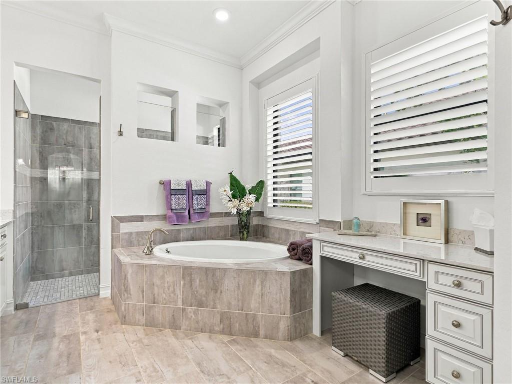 2227 Somerset PL