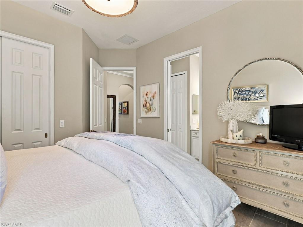 2227 Somerset PL