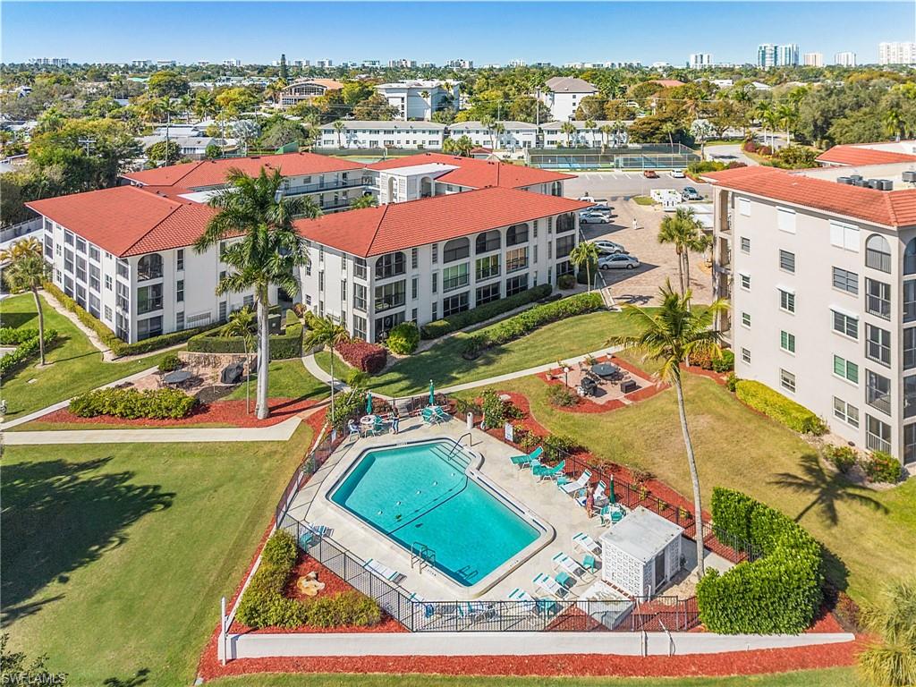 53 High Point CIR W 310