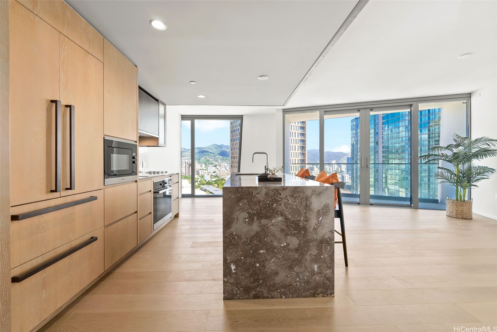 1000 Auahi Street 3110