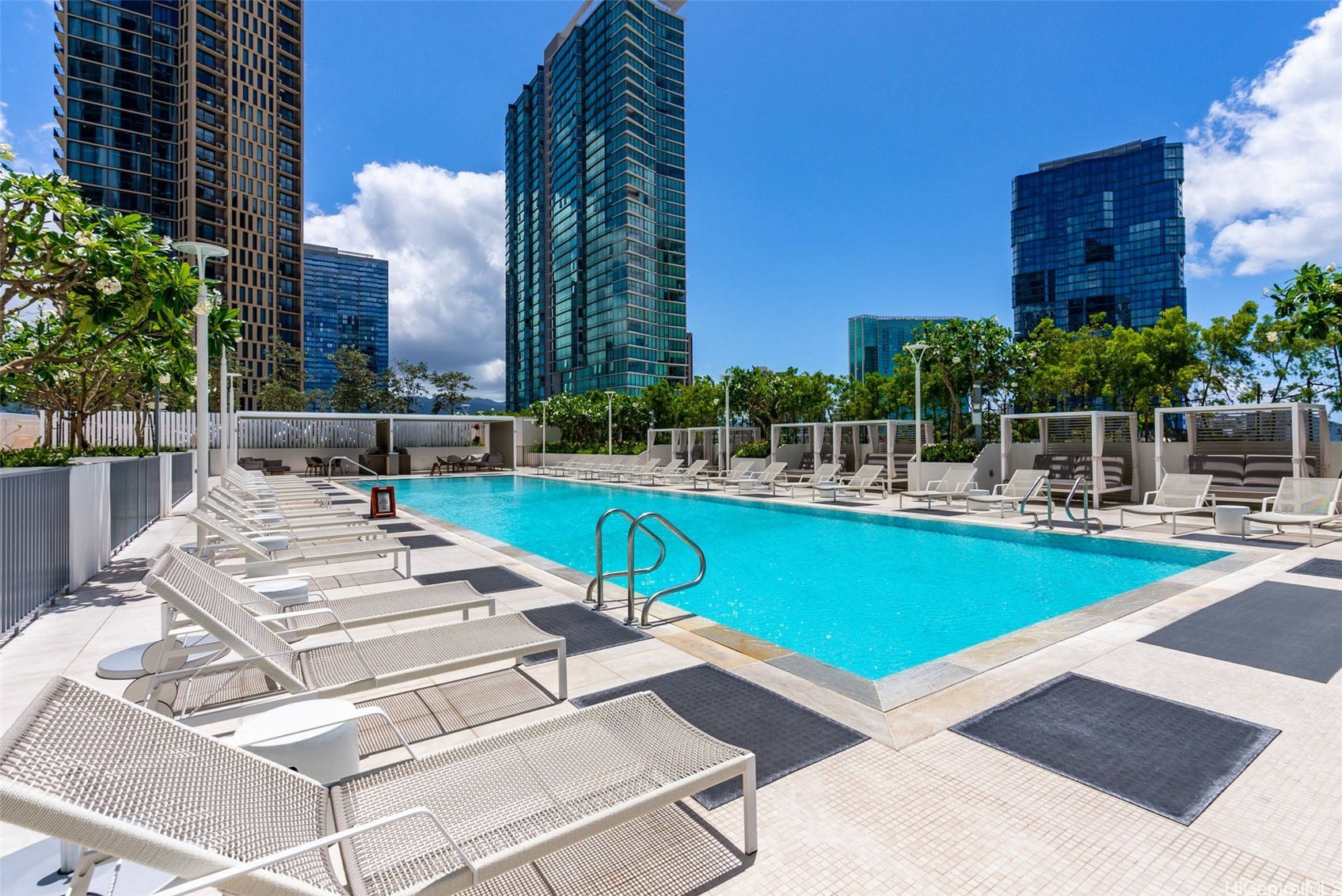 1000 Auahi Street 3110