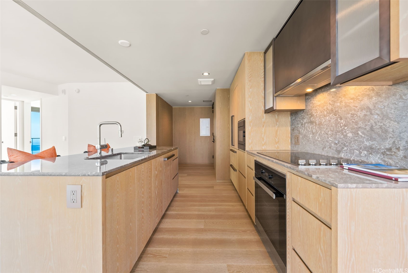 1000 Auahi Street 3110