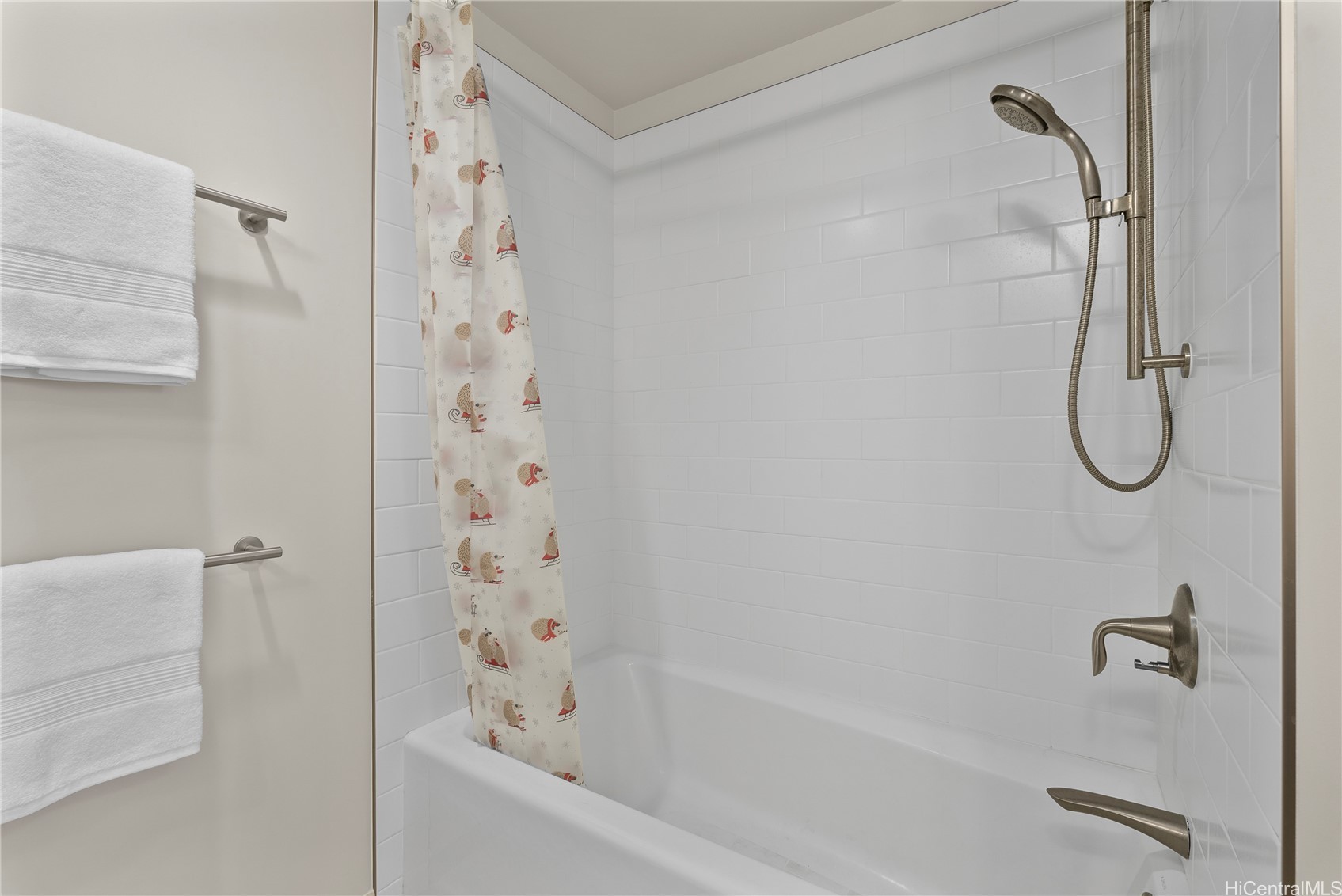 1189 Waimanu Street 704