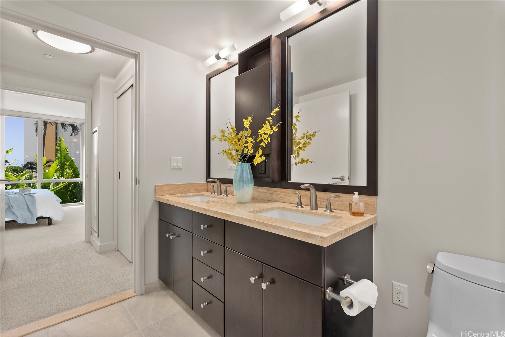 1189 Waimanu Street 704