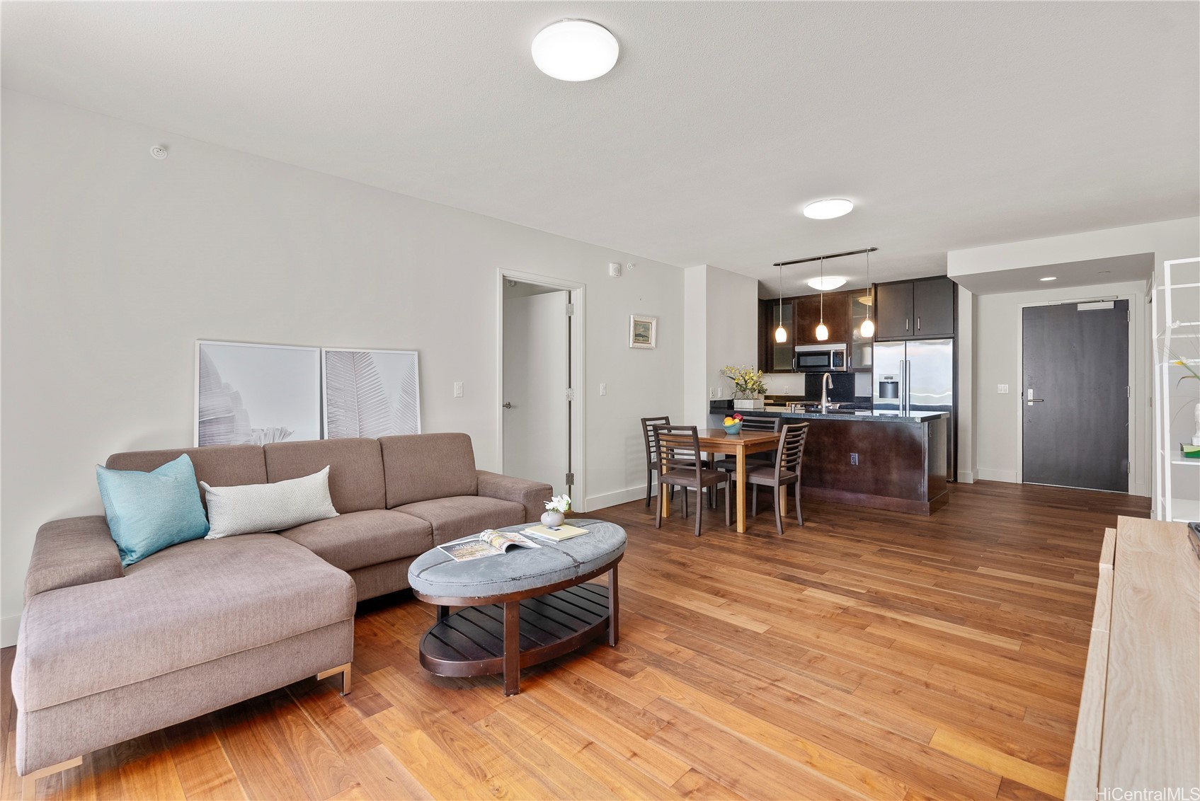 1189 Waimanu Street 704