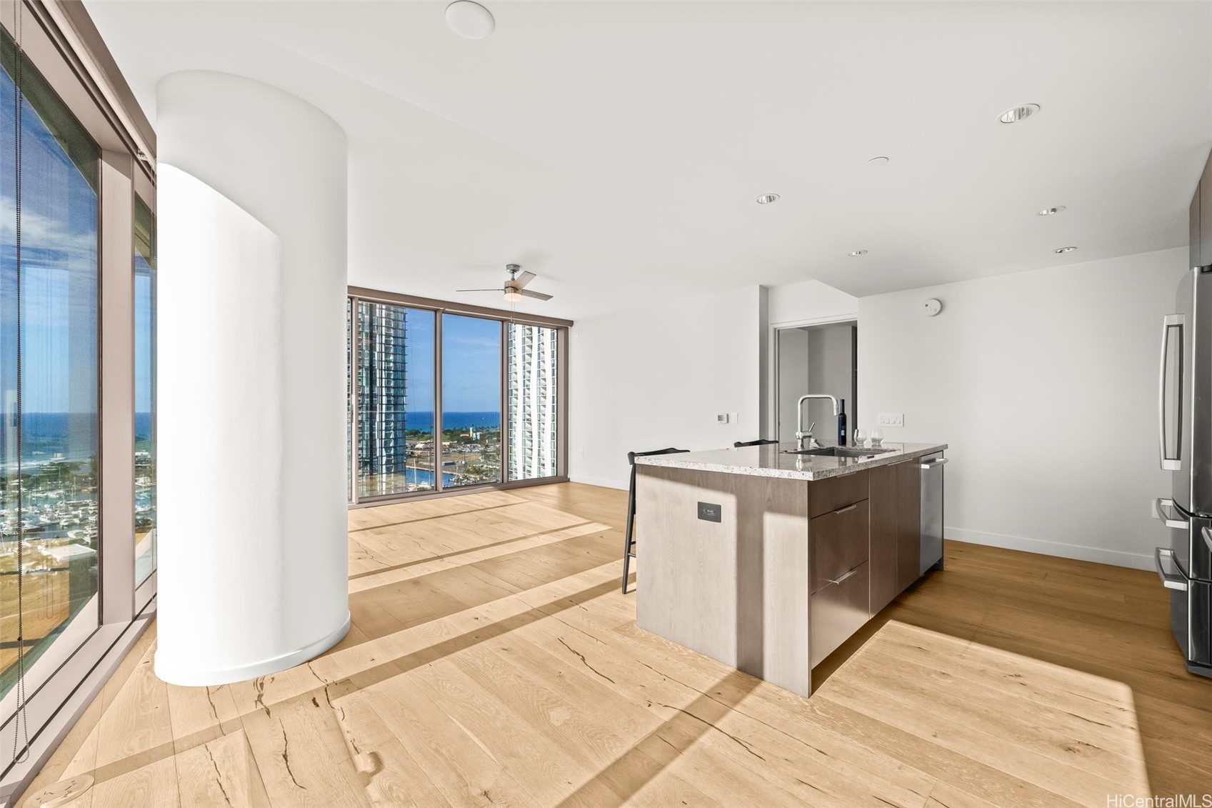 1001 Queen Street 1900