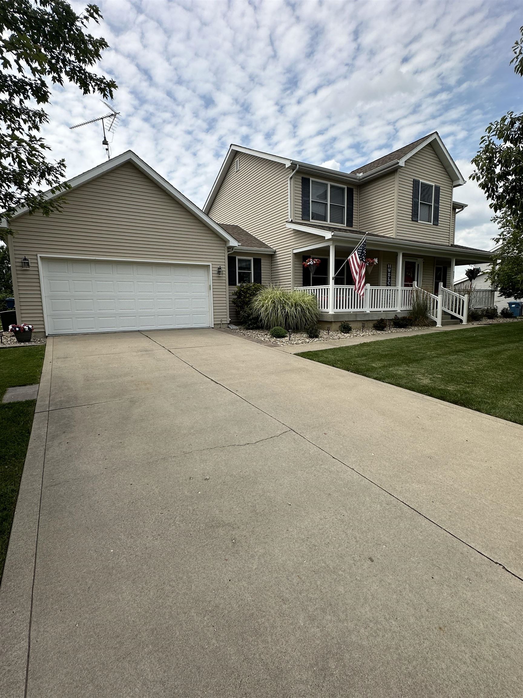 905 Sand Drift Drive