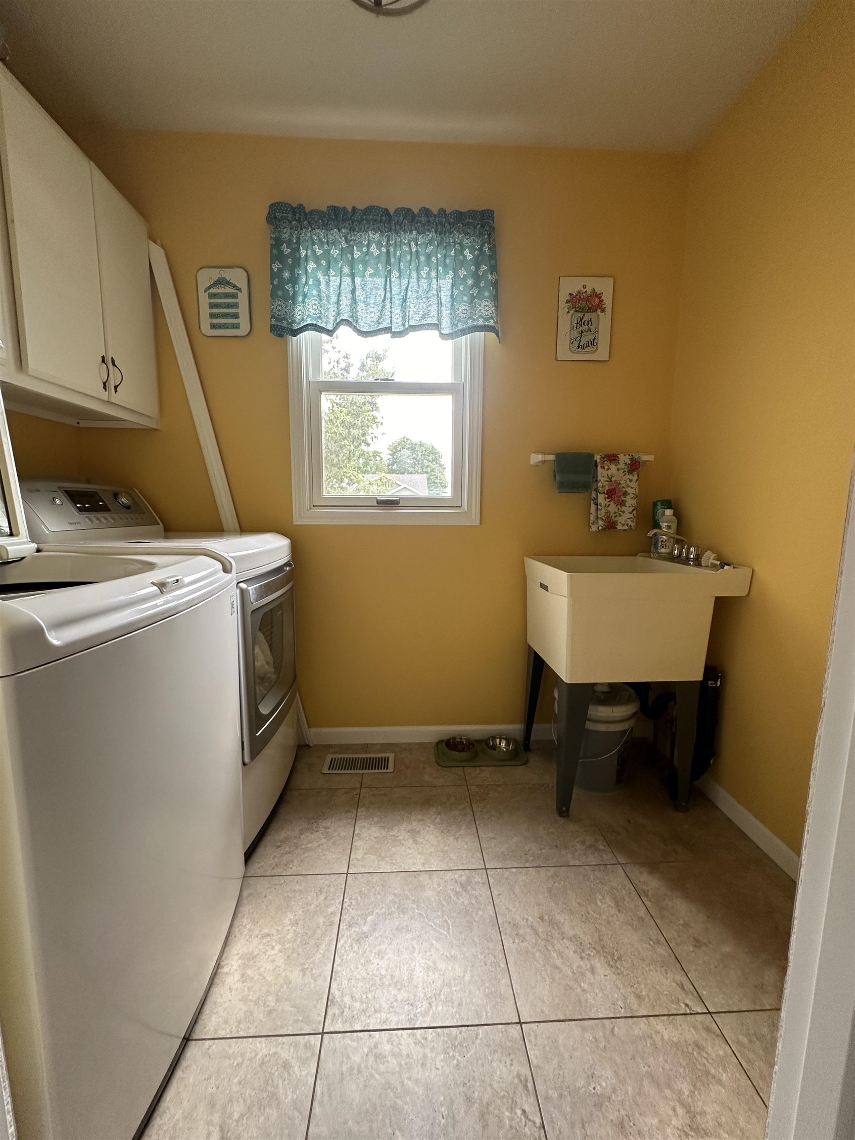 905 Sand Drift Drive