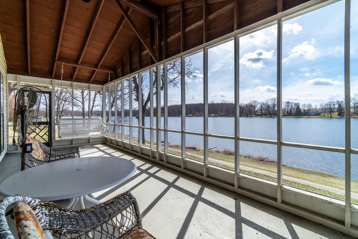 115 Lane 101AB Ball Lk