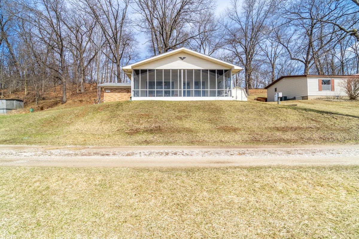 115 Lane 101AB Ball Lk