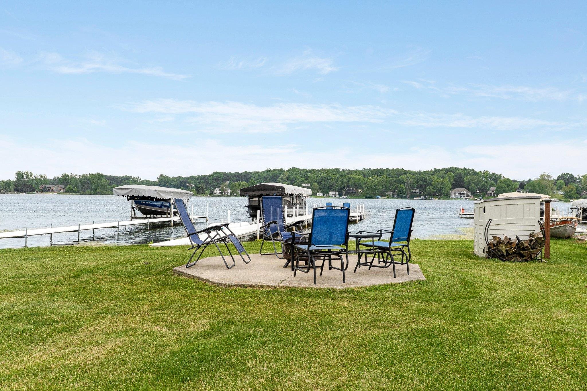 420 Lane 330 Big Otter Lake