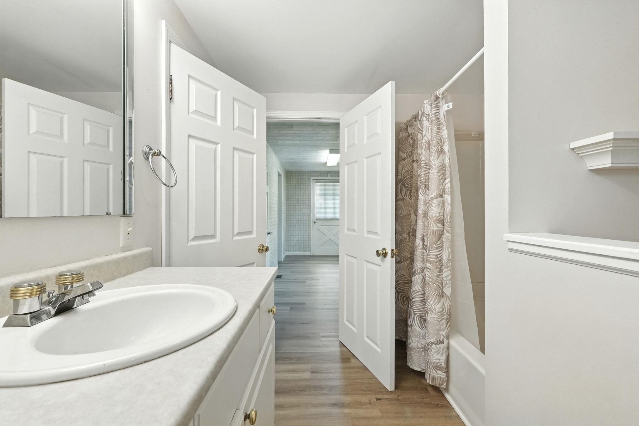 107 N Washington Street