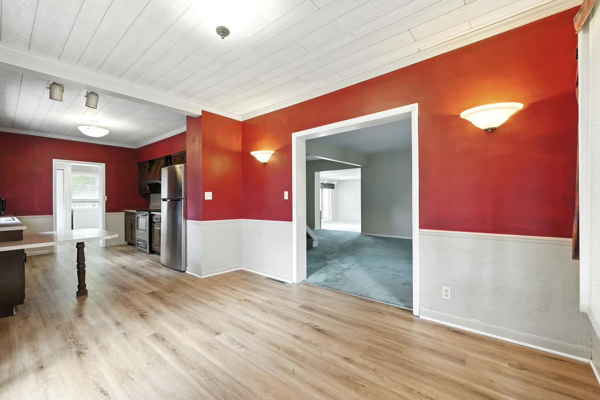 107 N Washington Street