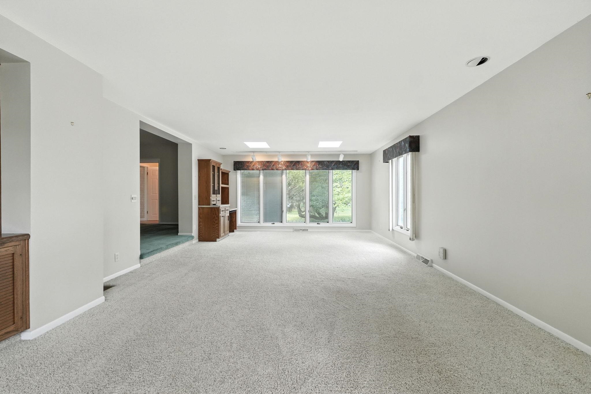 107 N Washington Street