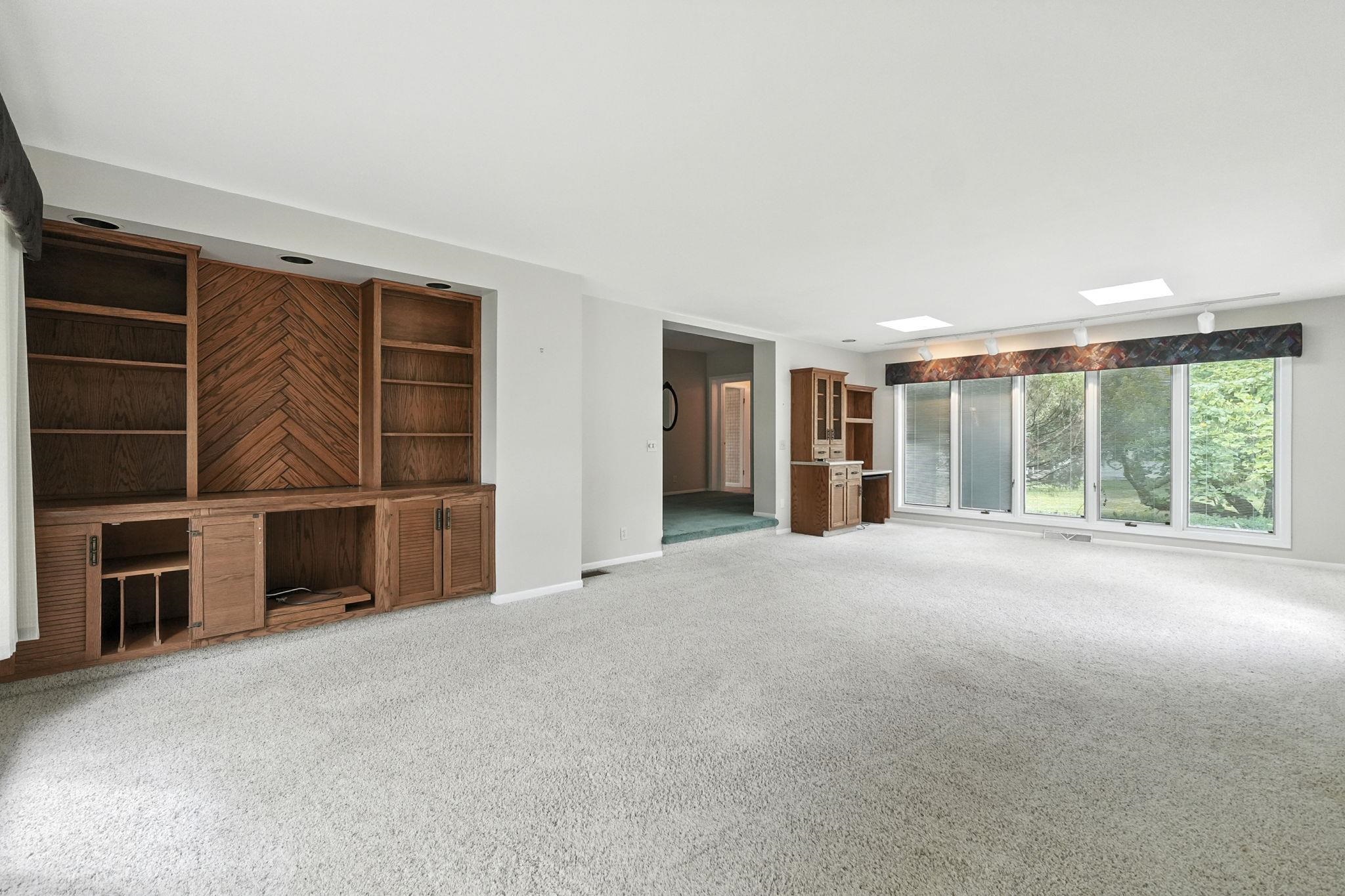 107 N Washington Street