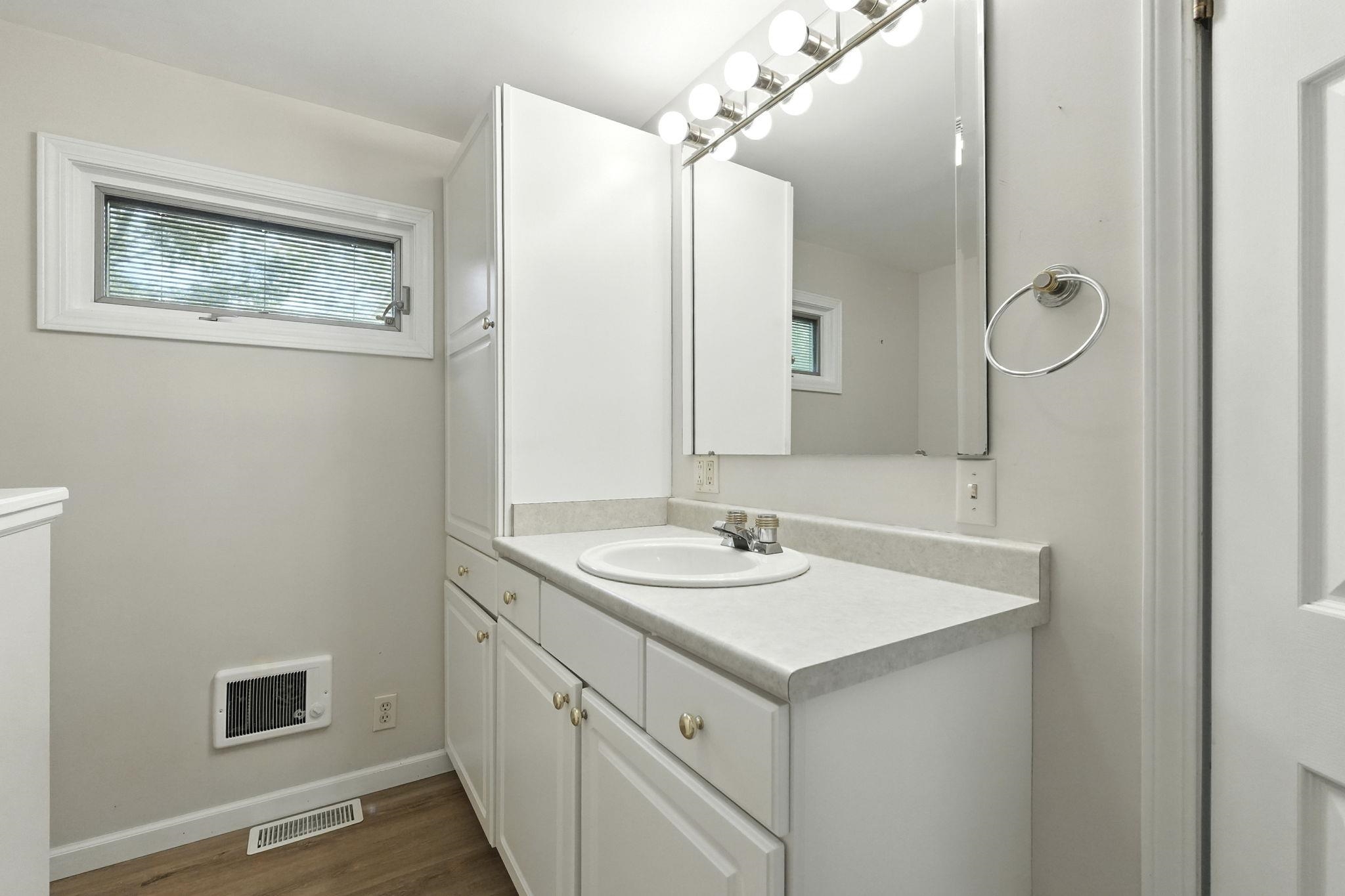 107 N Washington Street