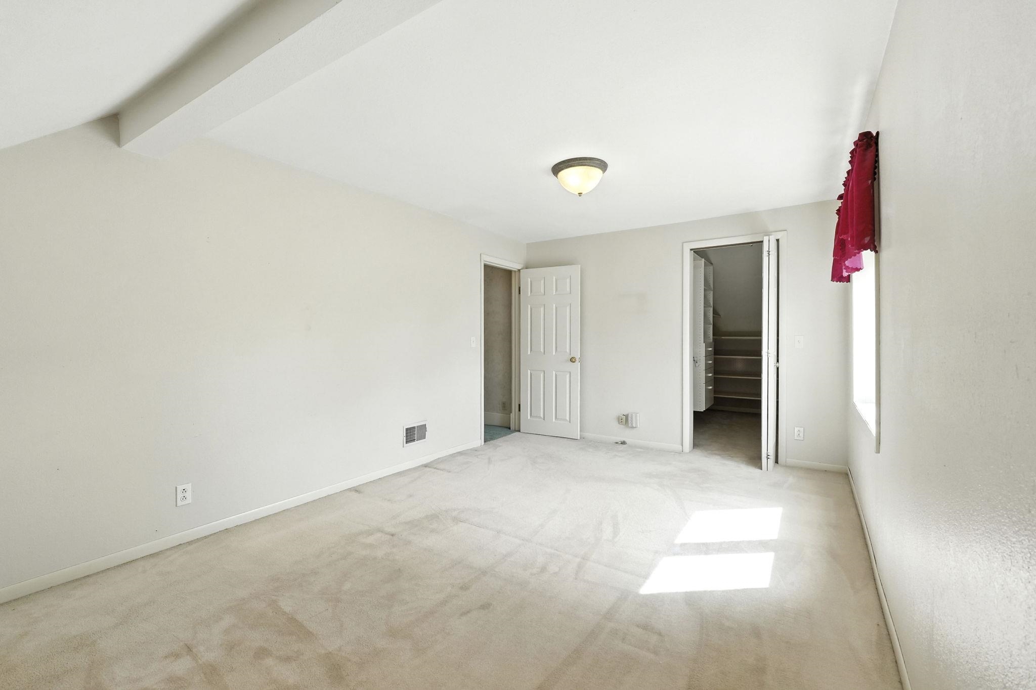 107 N Washington Street