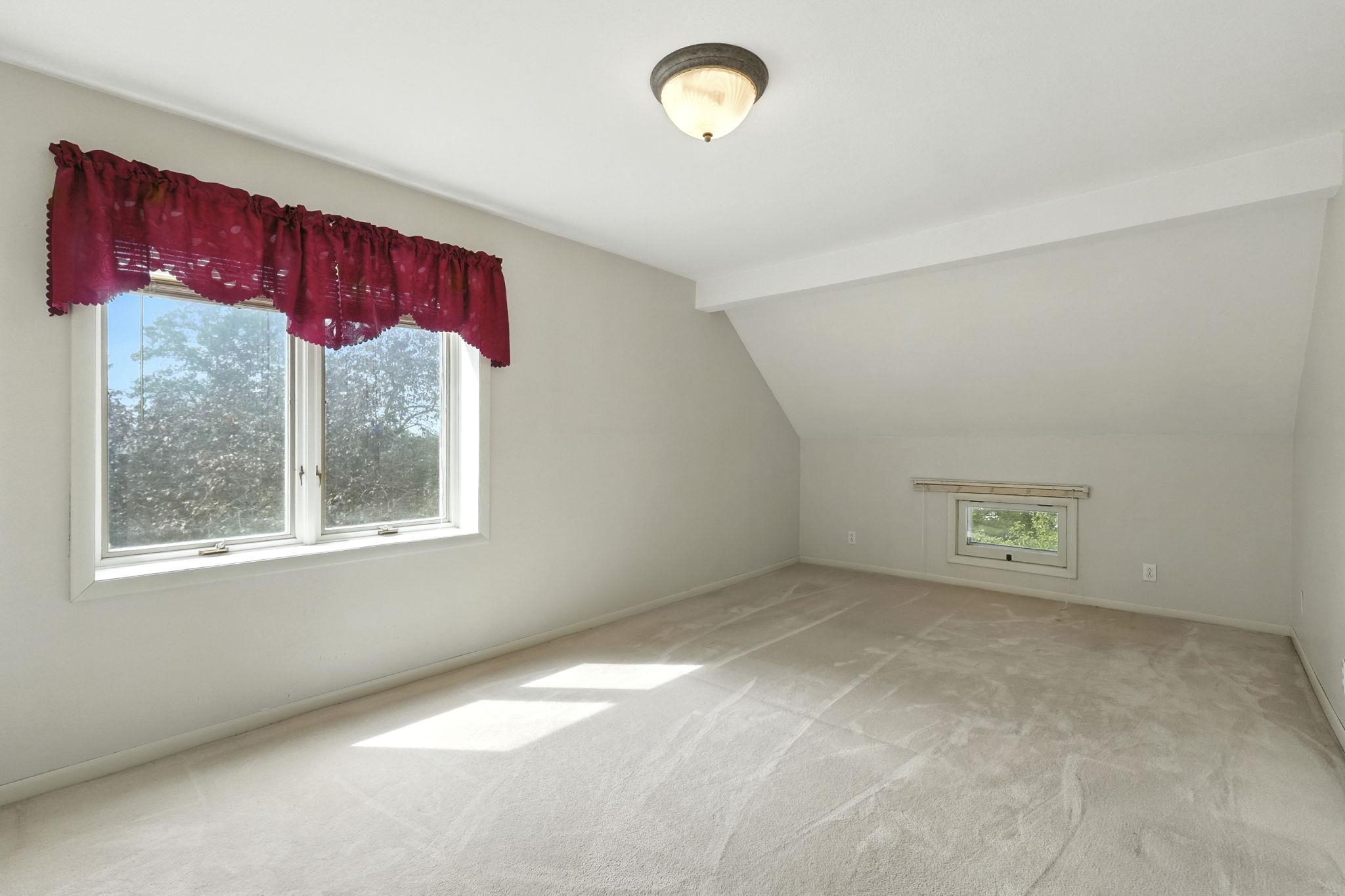 107 N Washington Street