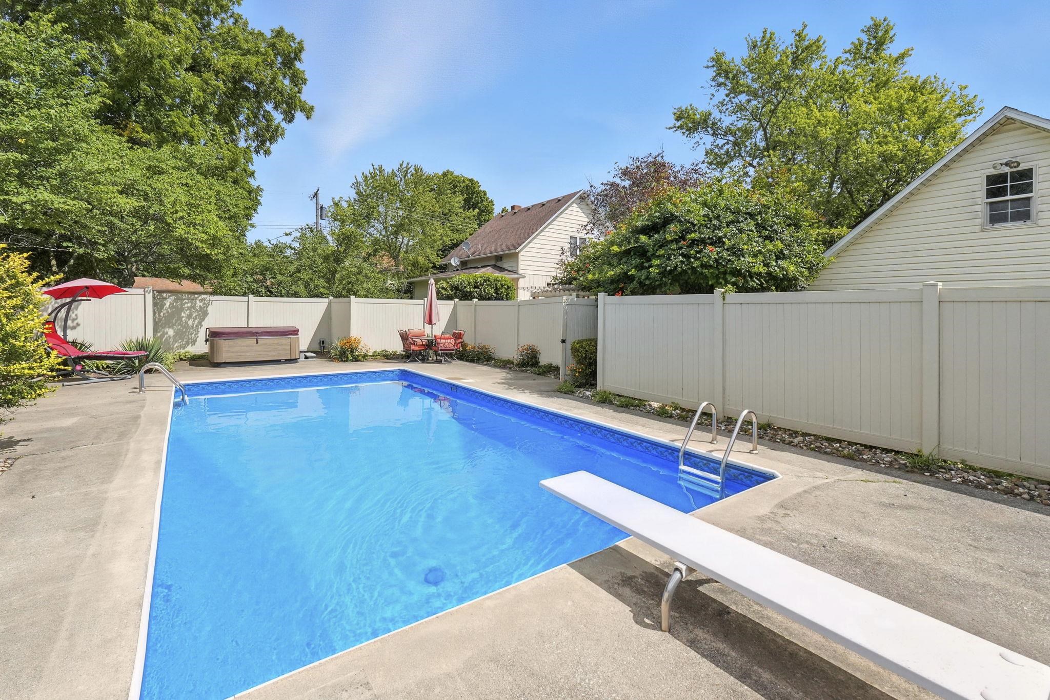 107 N Washington Street