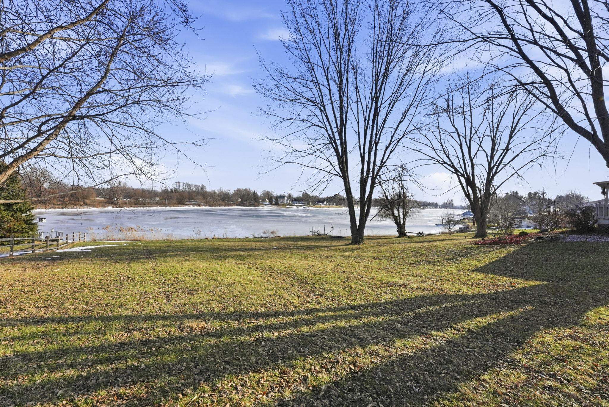 275 Lane 201 Long Beach Lake