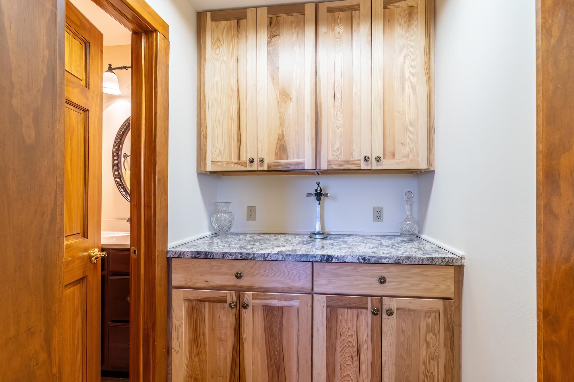 240 lane 852 Snow Lake