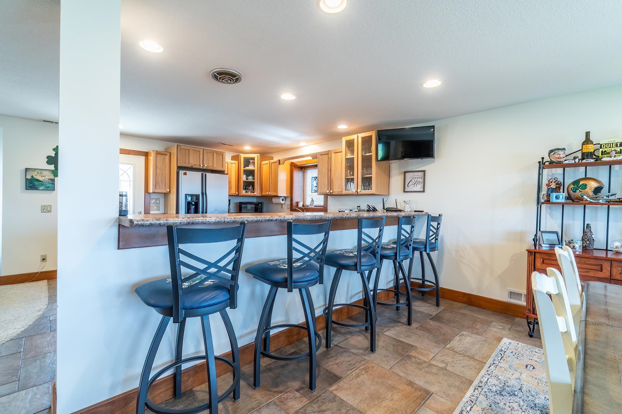 240 lane 852 Snow Lake
