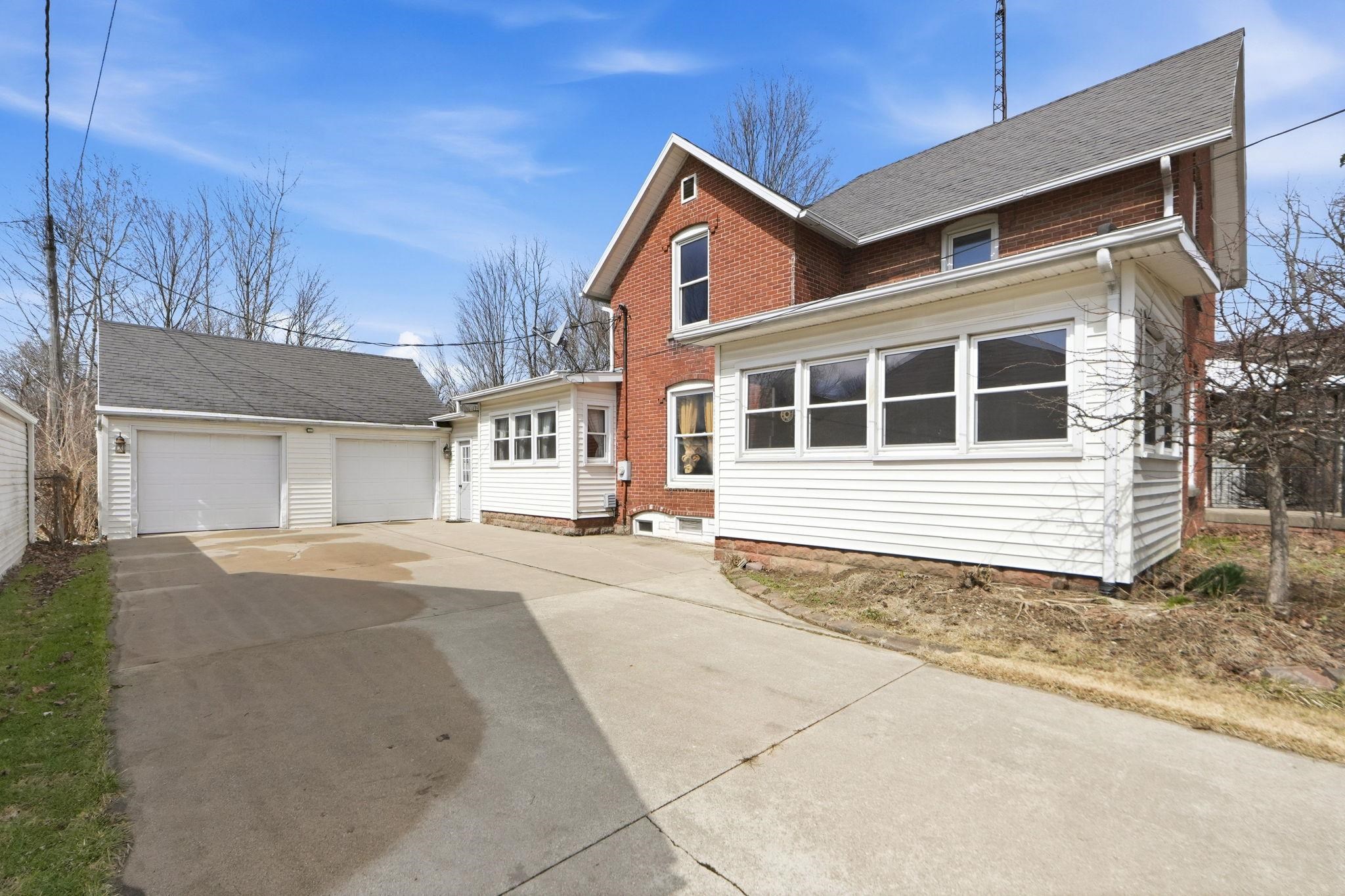 205 N Coffin Street