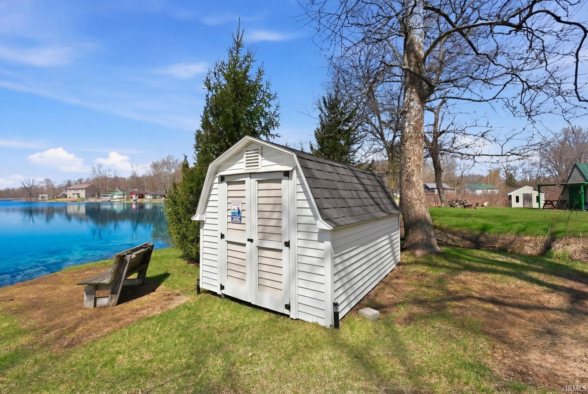 1145 Lakeshore Drive