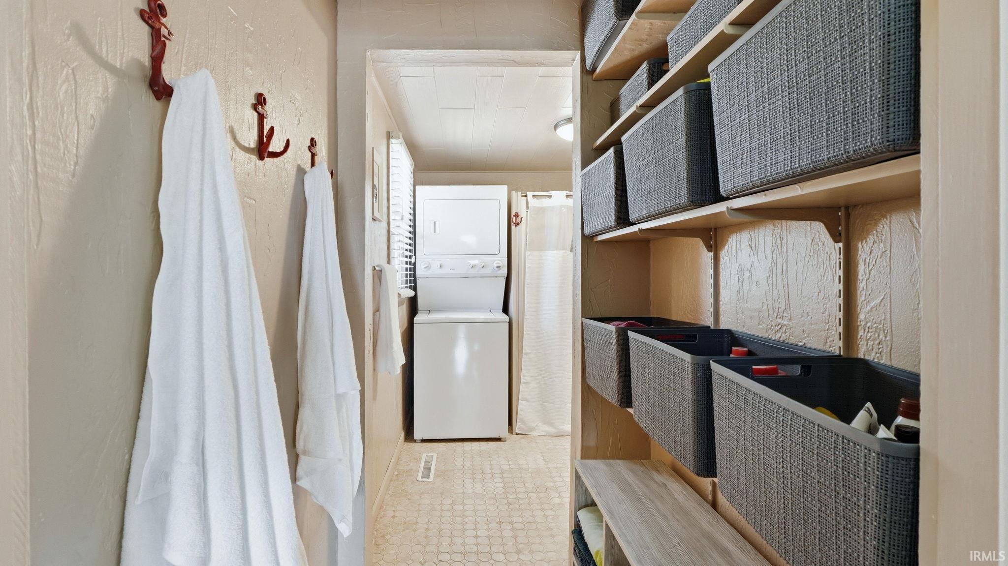 320 Lane 852 Snow Lake