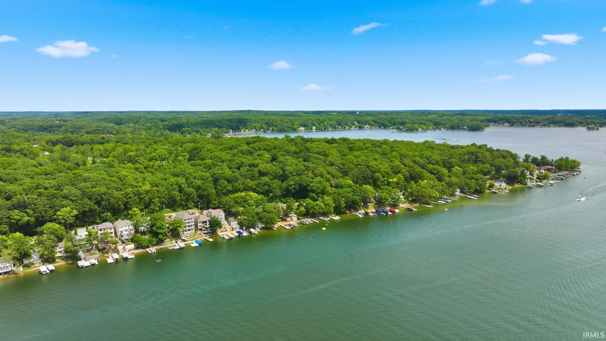 900 Ln 105 Lake James