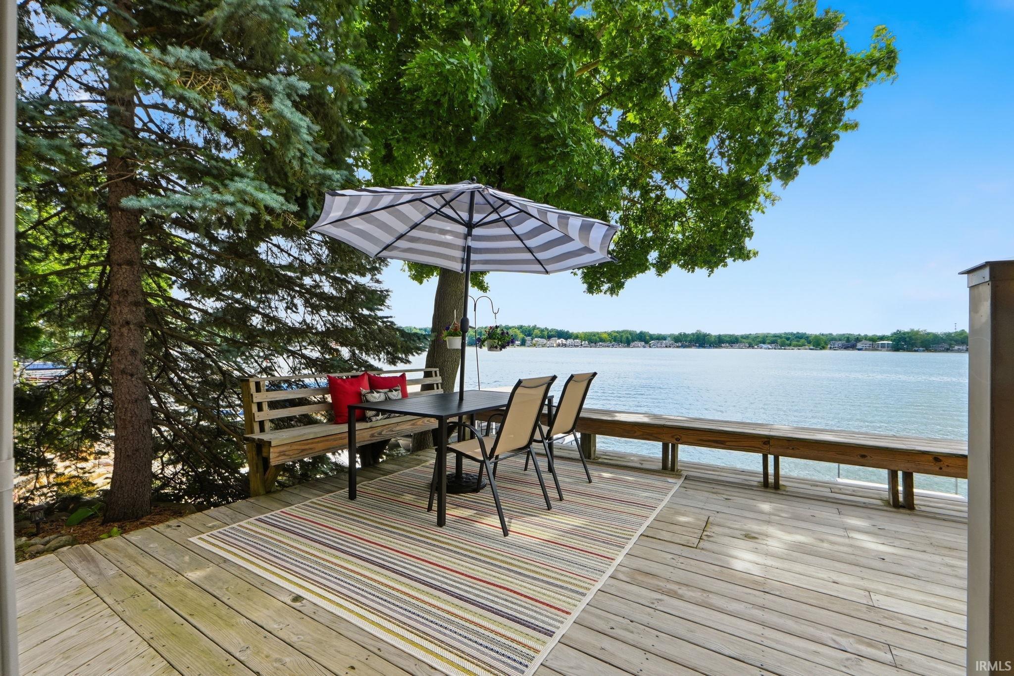 900 Ln 105 Lake James