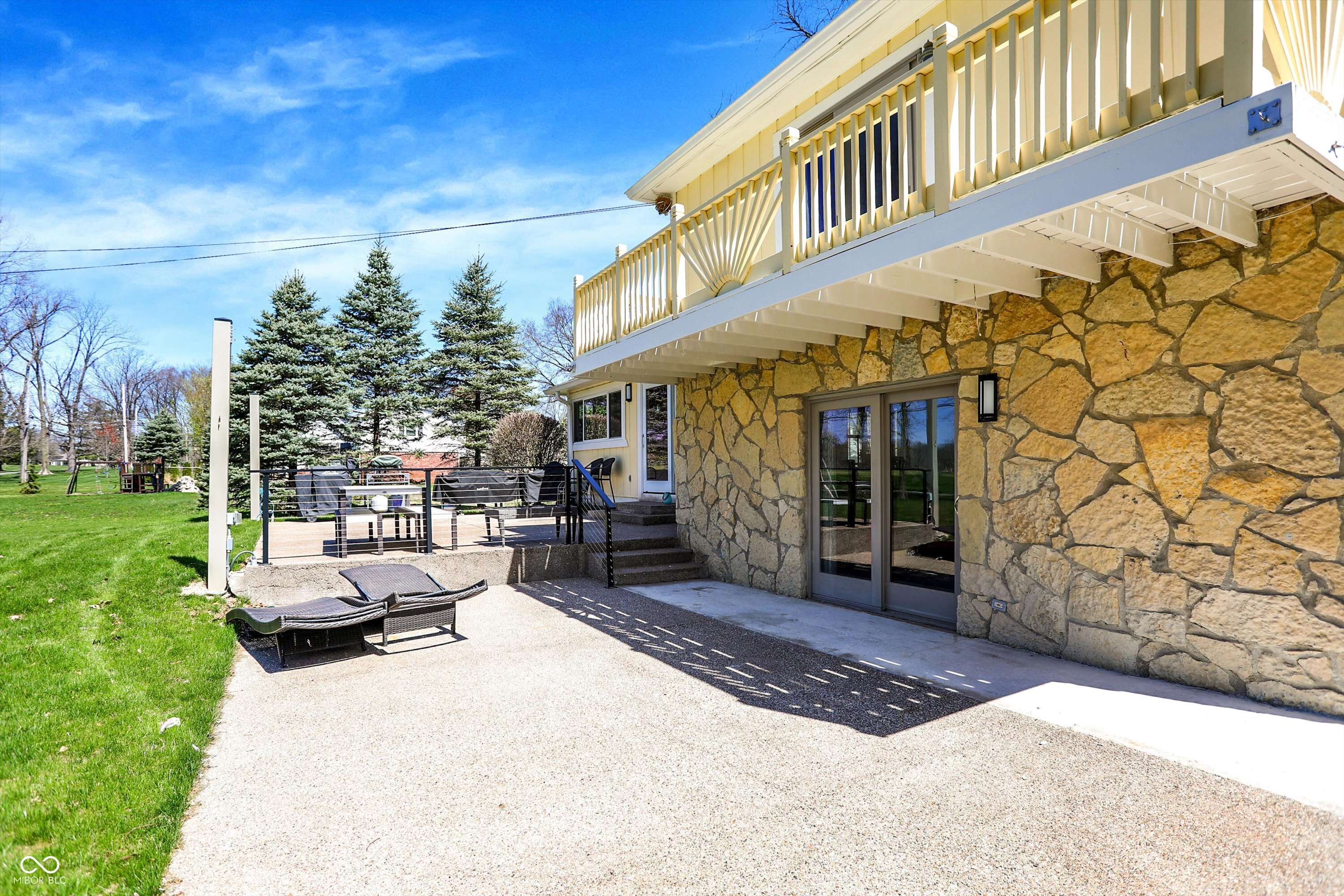 11006 Timber Lane