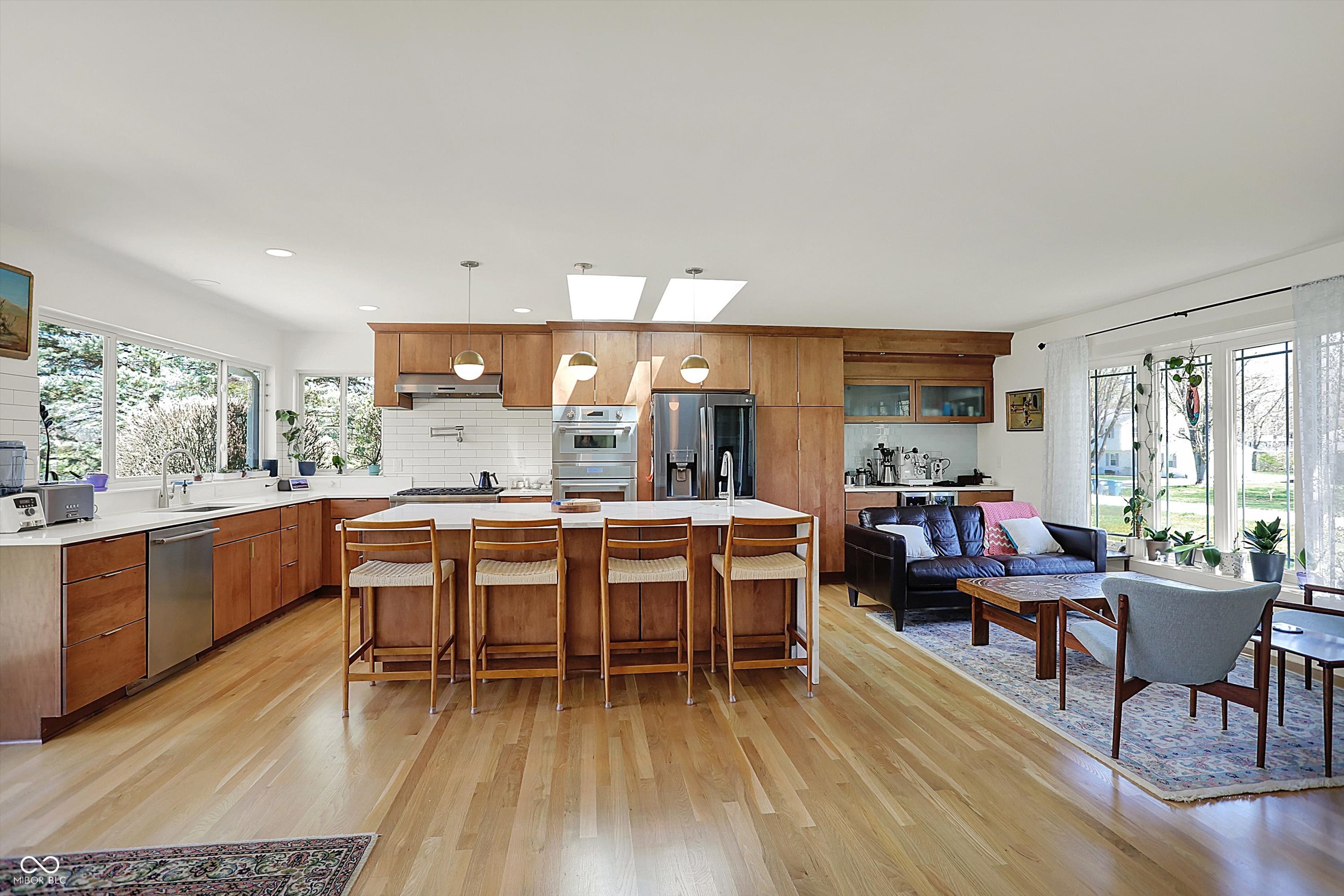 11006 Timber Lane