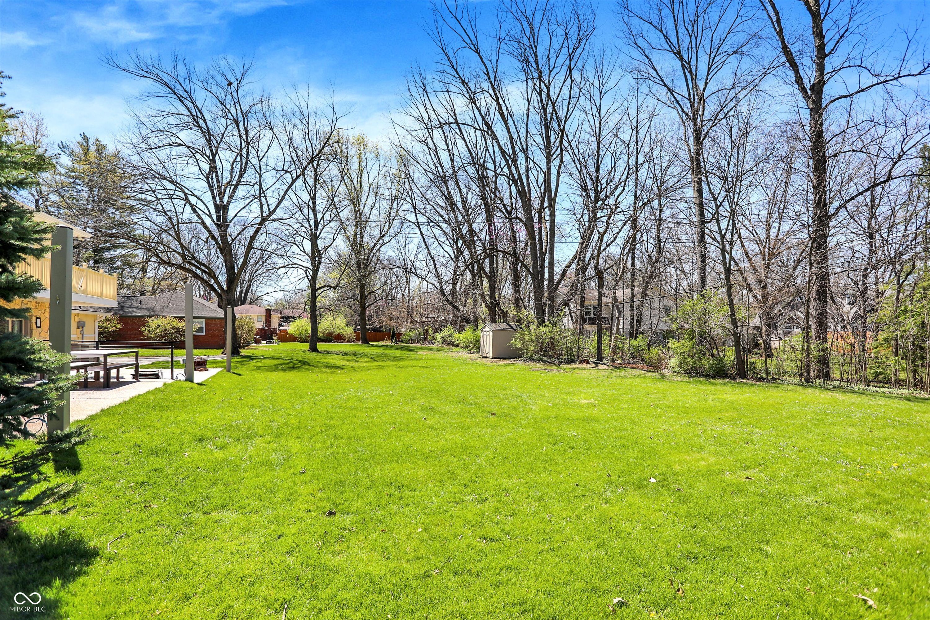 11006 Timber Lane