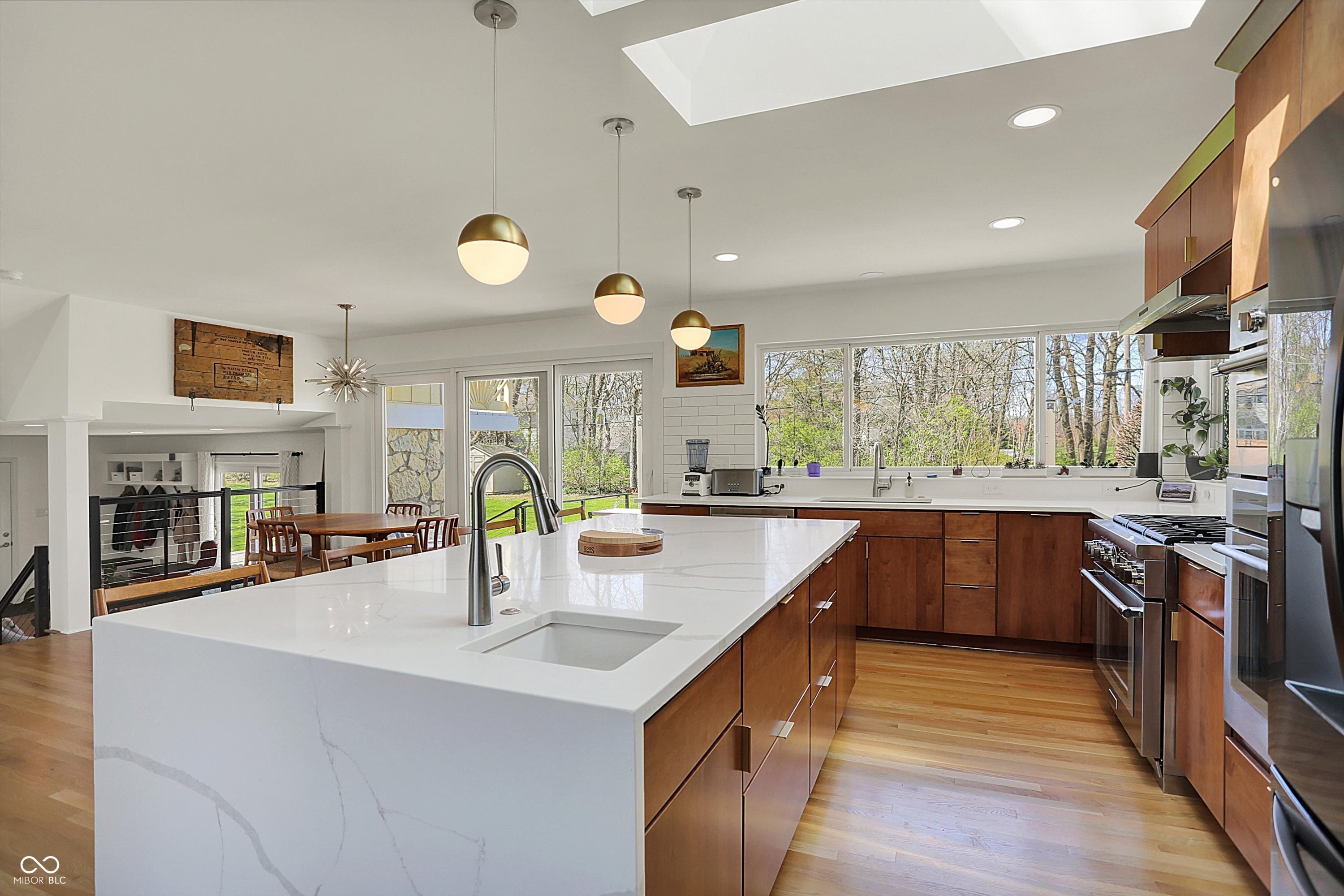 11006 Timber Lane