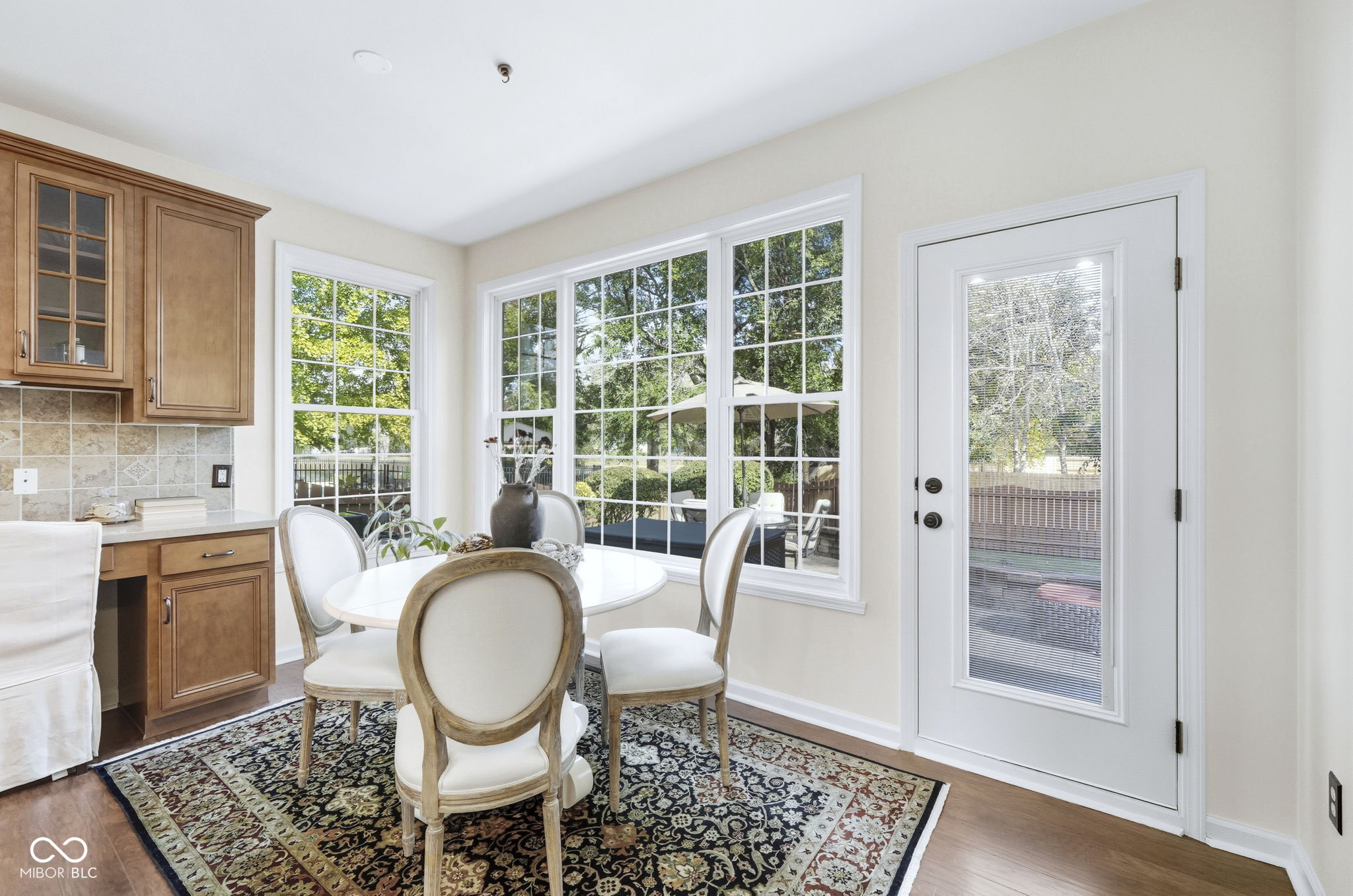 141 E Columbine Lane