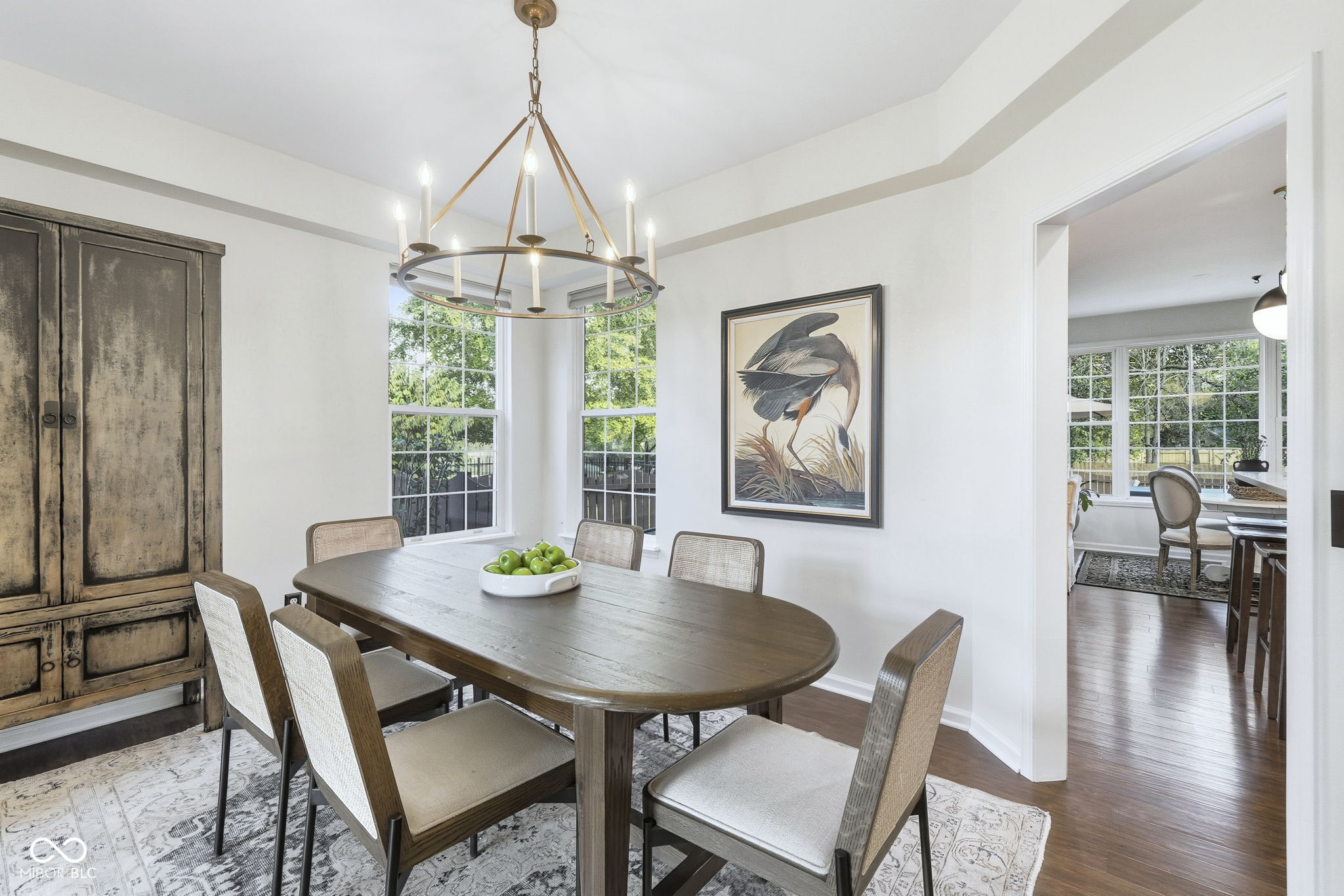 141 E Columbine Lane