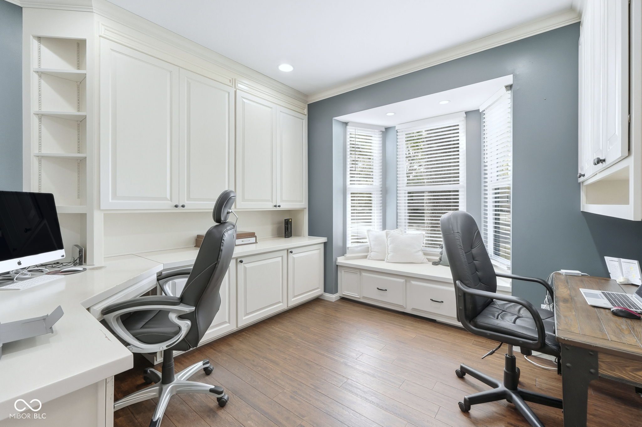 141 E Columbine Lane