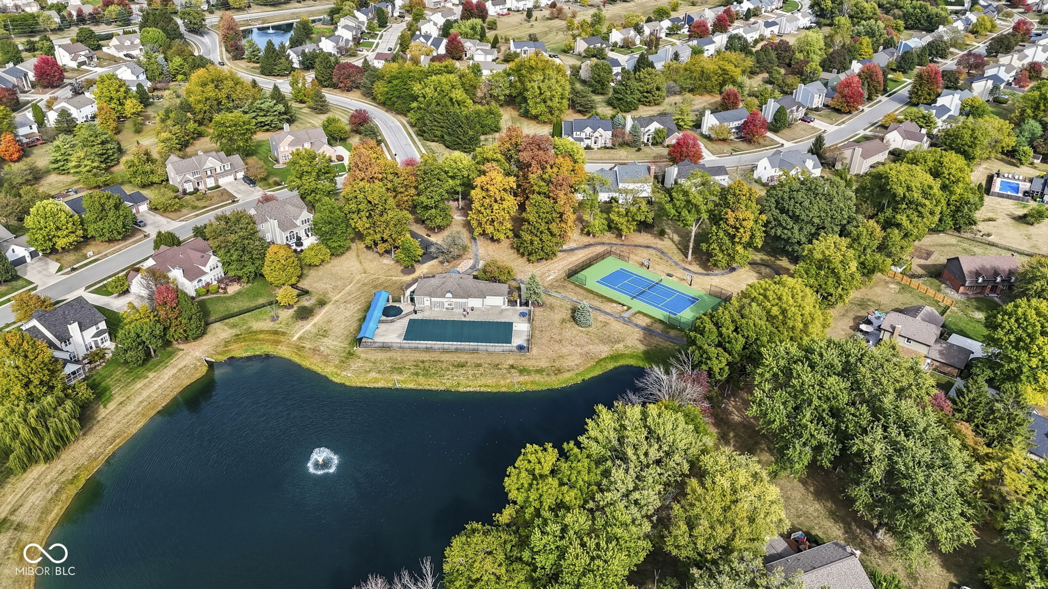 141 E Columbine Lane