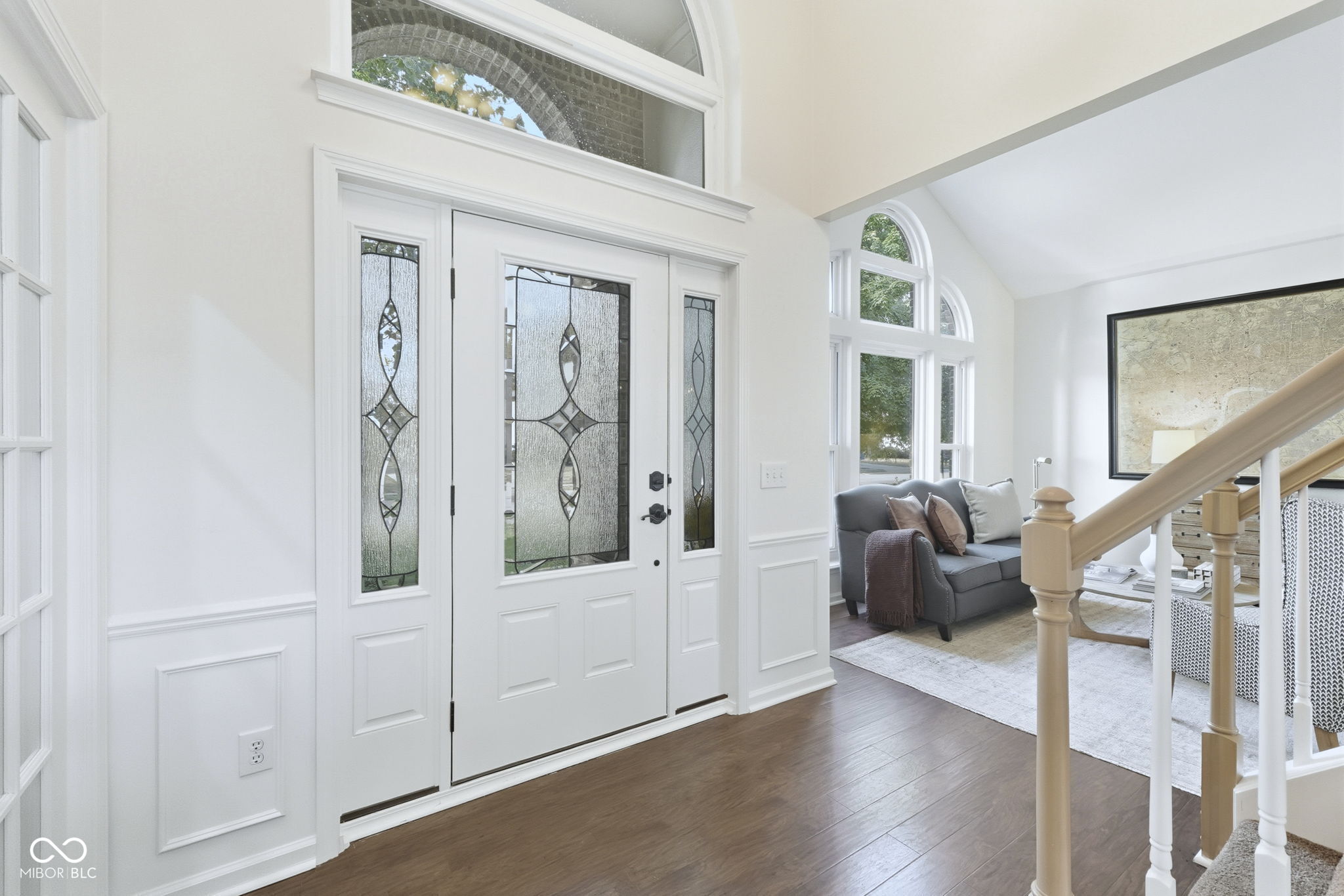 141 E Columbine Lane