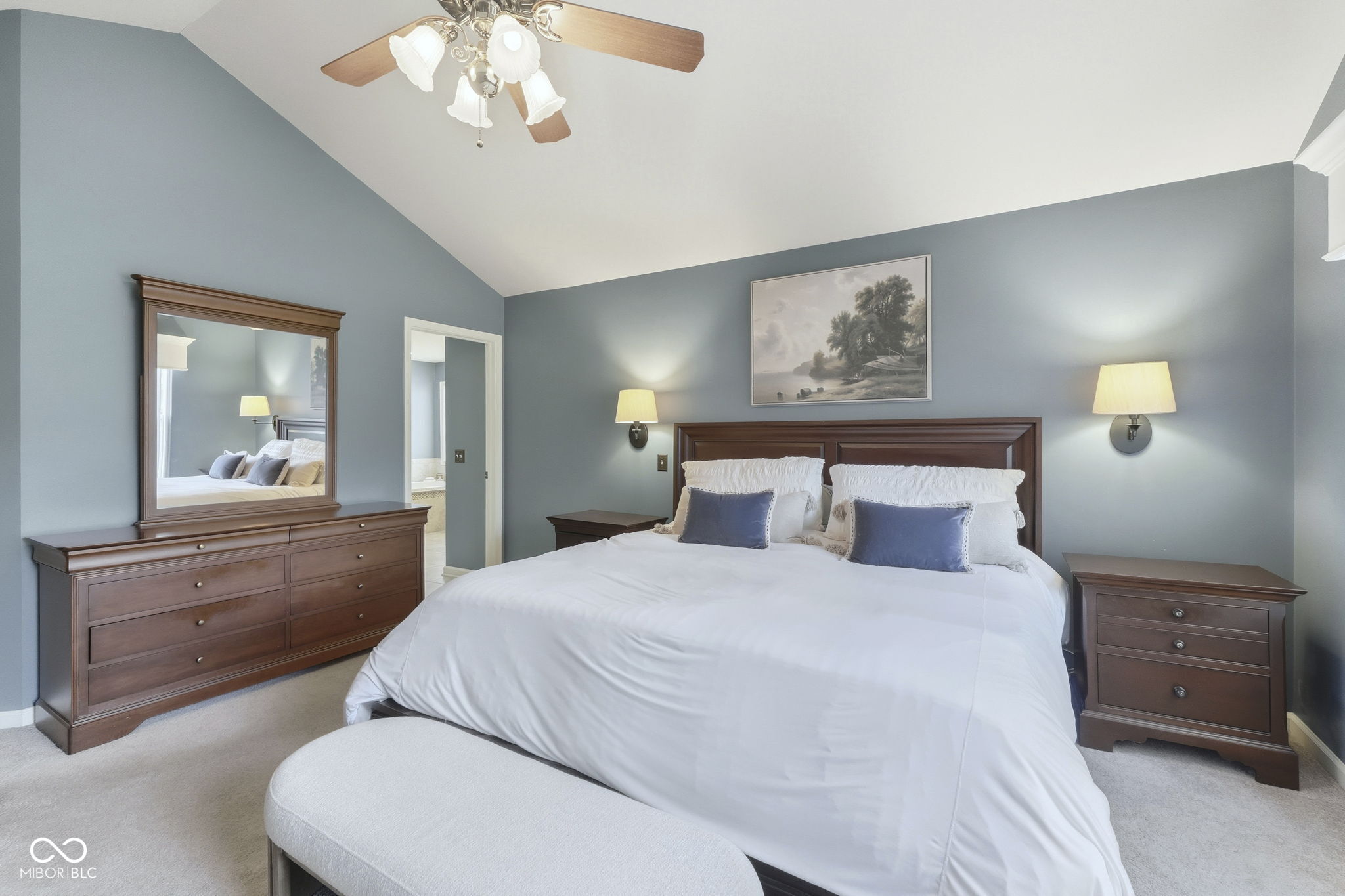 141 E Columbine Lane