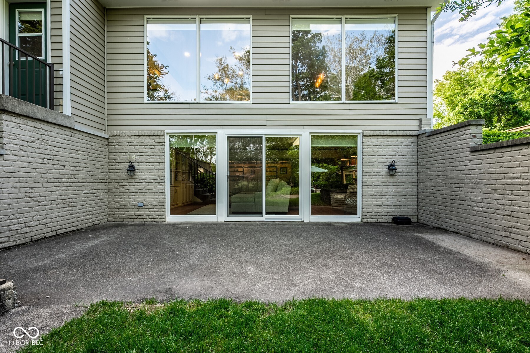 12222 Castle Court