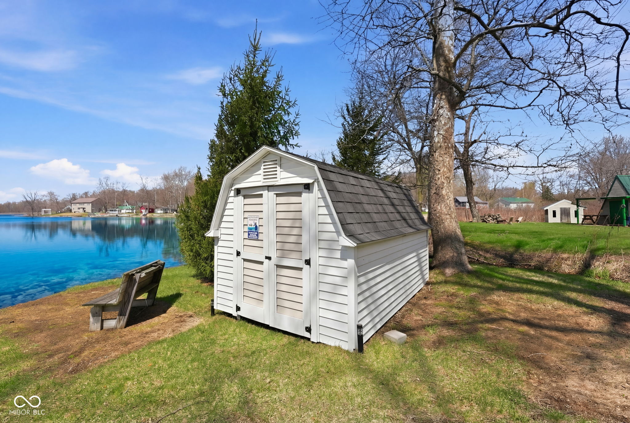 1145 S Lakeshore Drive