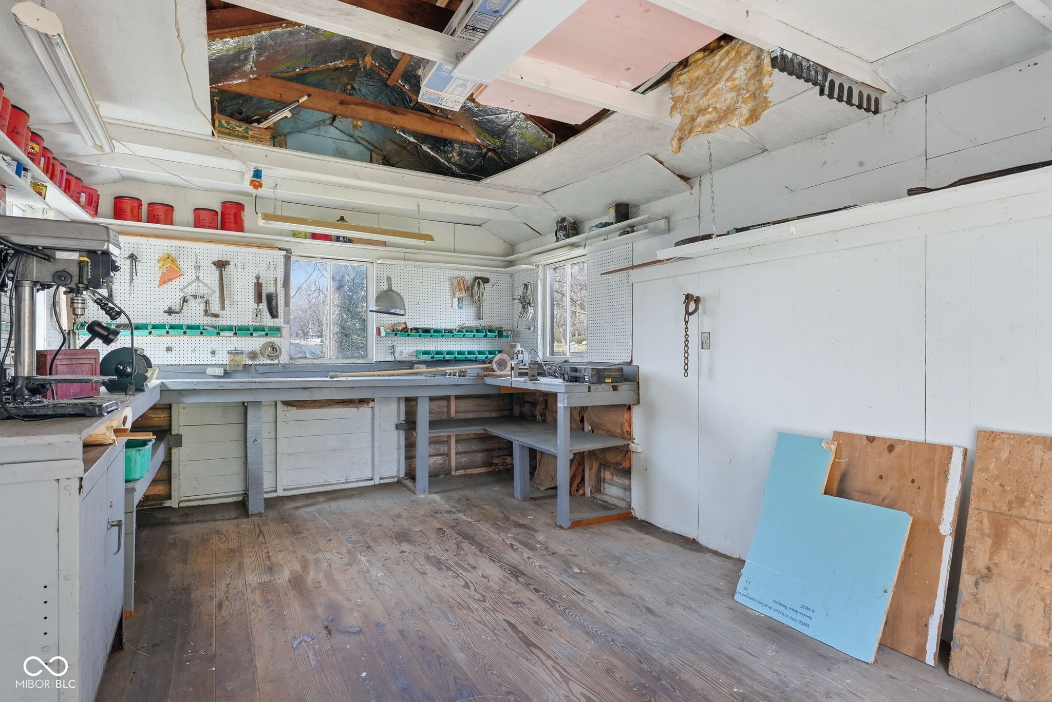 1145 S Lakeshore Drive