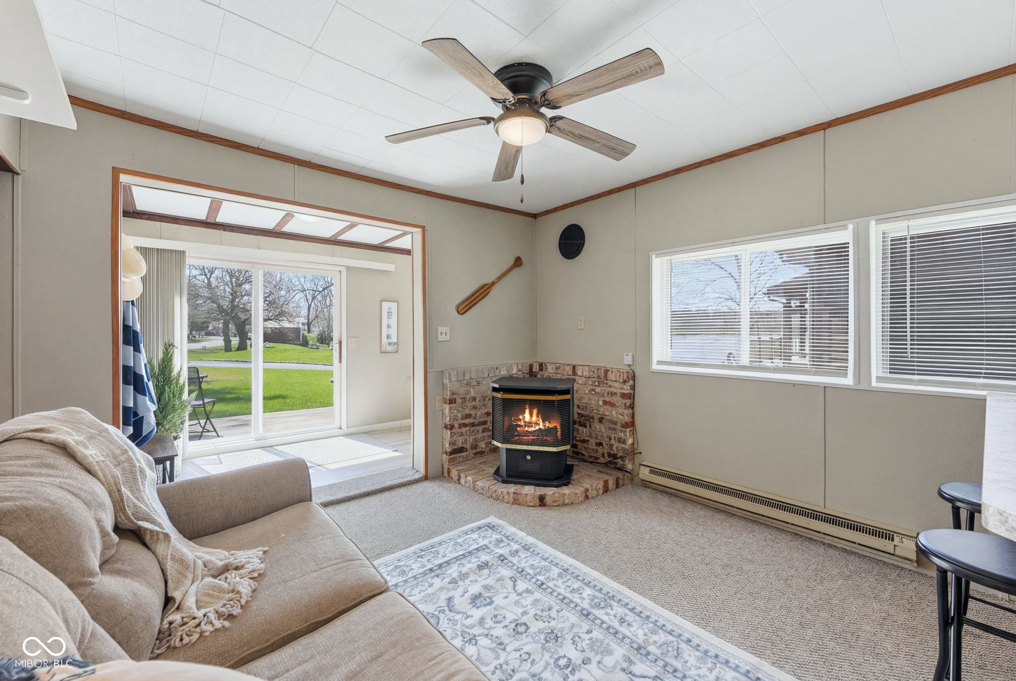 1145 S Lakeshore Drive