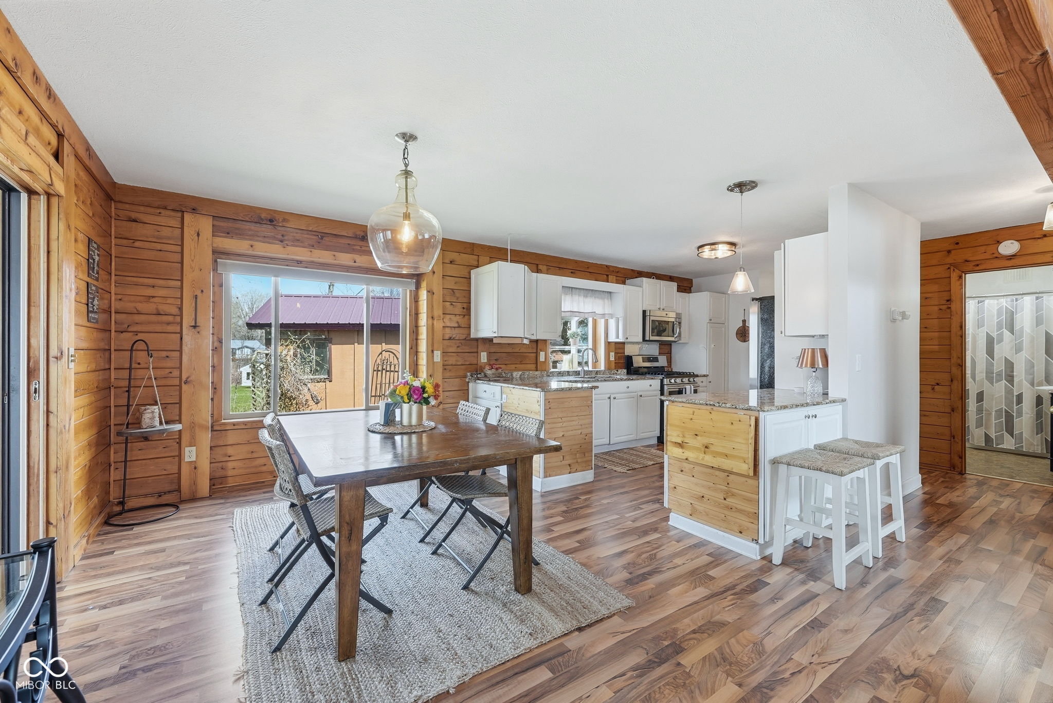 1145 S Lakeshore Drive