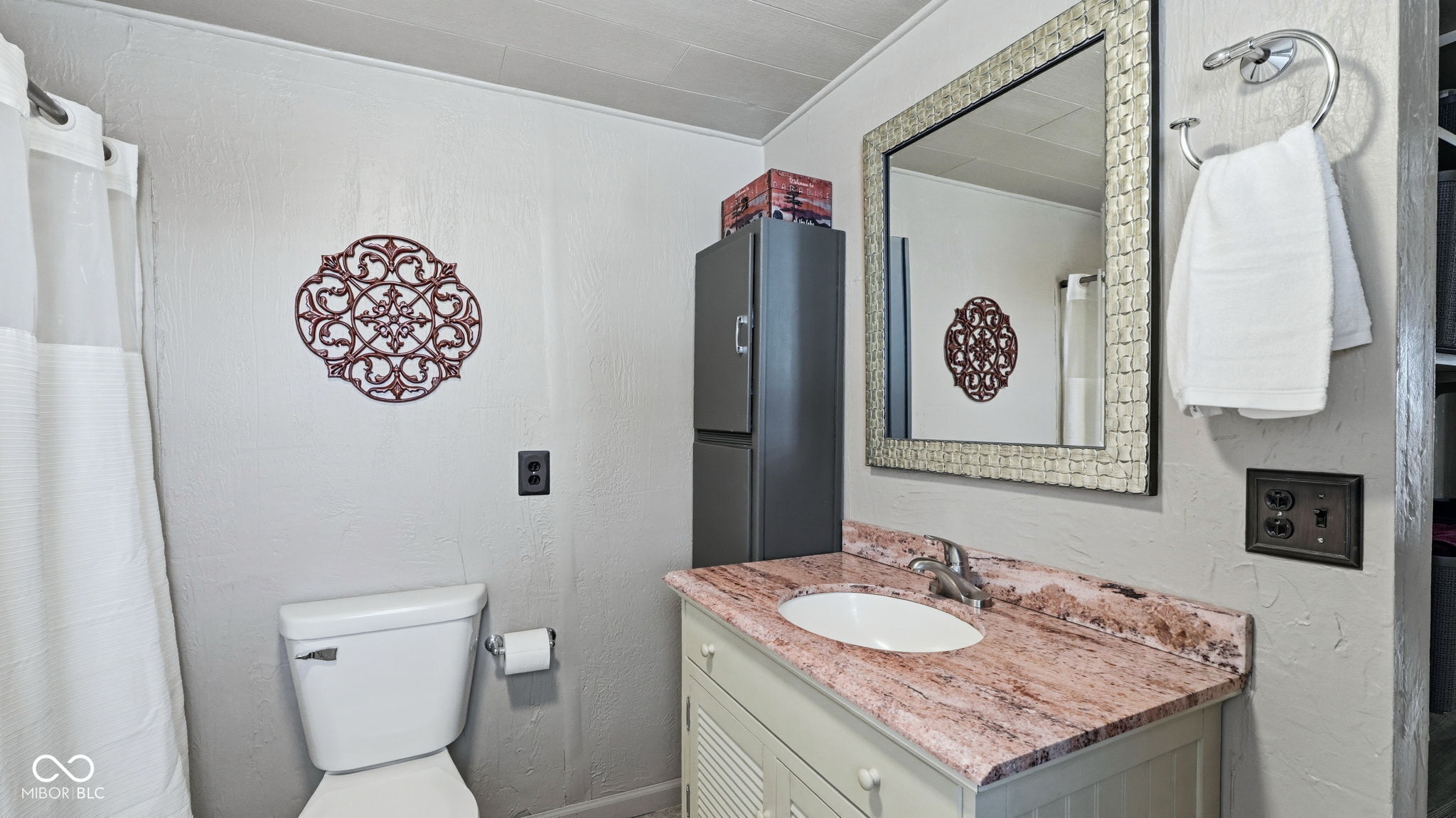 320 Lane 852 Snow Lake